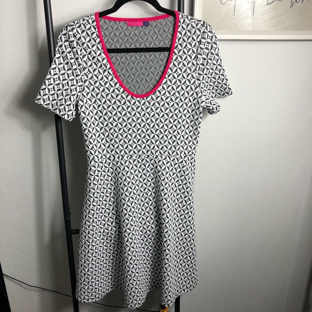 ava Black and White mini dress